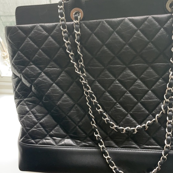 Chanel preown bag in excellent condition - Picture 3 of 10